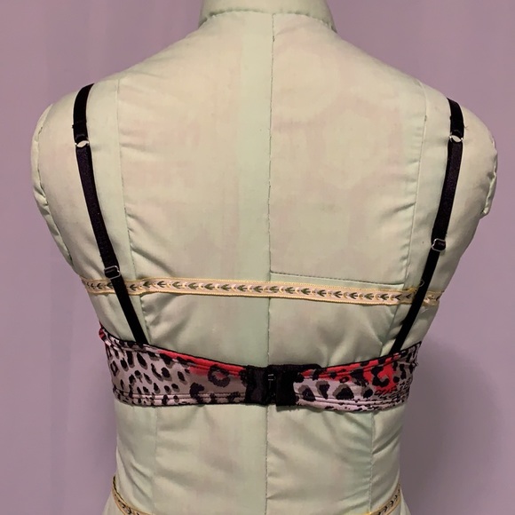 CANDIE’S Black & Red Print Push-up Bra - Picture 11 of 14